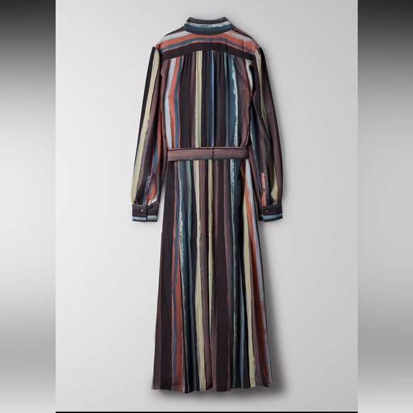 BRAND NEW! Aritzia Babaton Dress - Picture 8 of 13